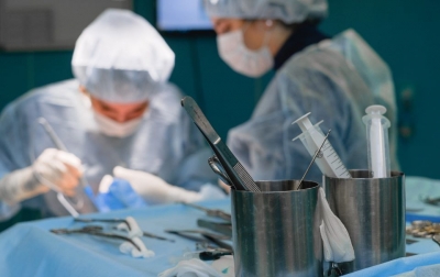 Ini Kisah Sukses Ahli Bedah Inggris yang Berhasil Transplantasi Rahim Kakak Beradik