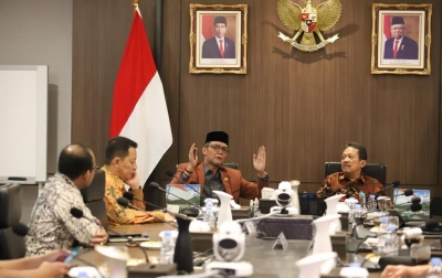 Pj Gubernur Aceh Minta Menteri KKP Tinjau Ulang PNBP yang Beratkan Nelayan