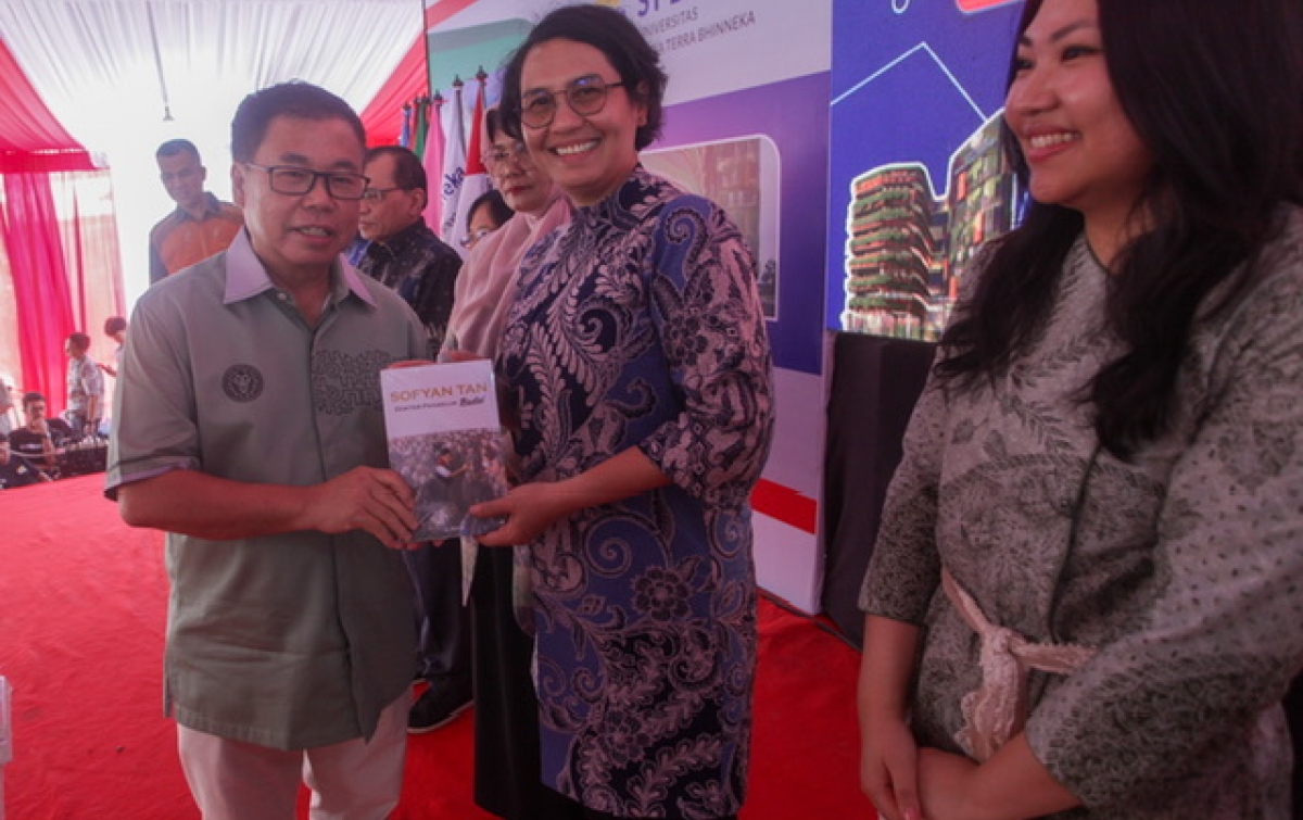 Lulusan Universitas Satya Terra Bhinneka Diharapkan Jadi Bagian Indonesia Emas 2045