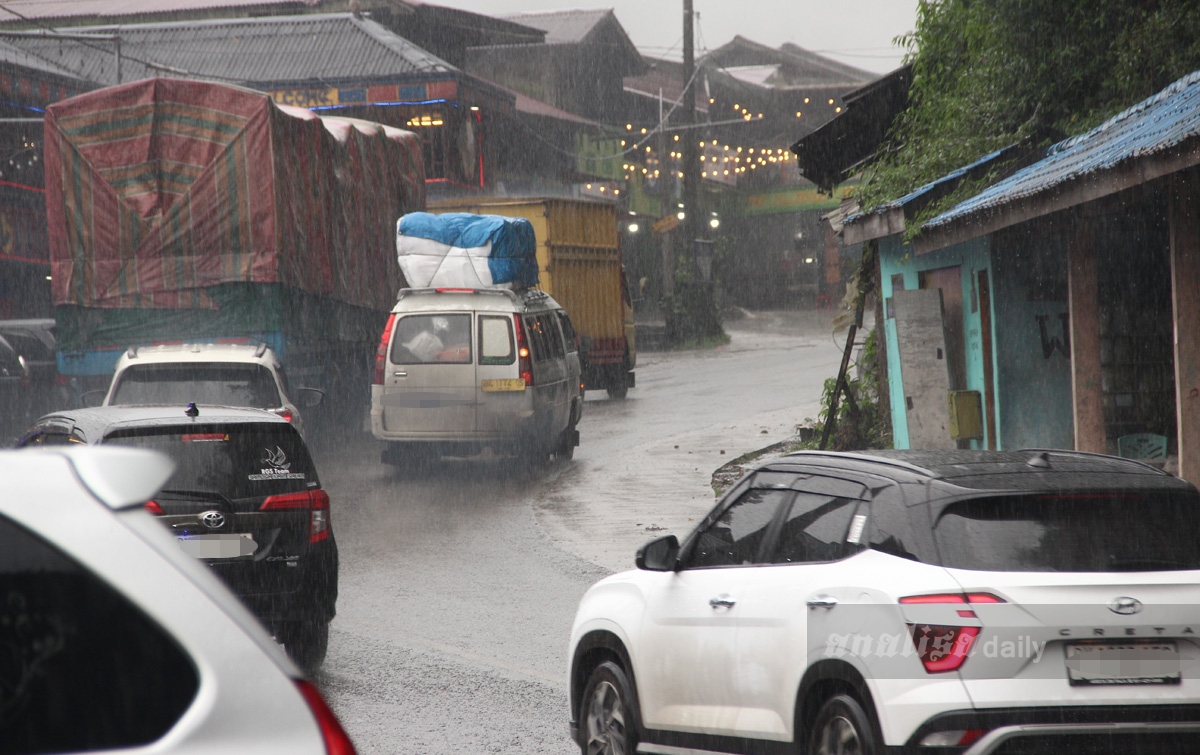 Hujan di Daerah Pegunungan, Waspadai Potensi Bencana Bidrometeorologi