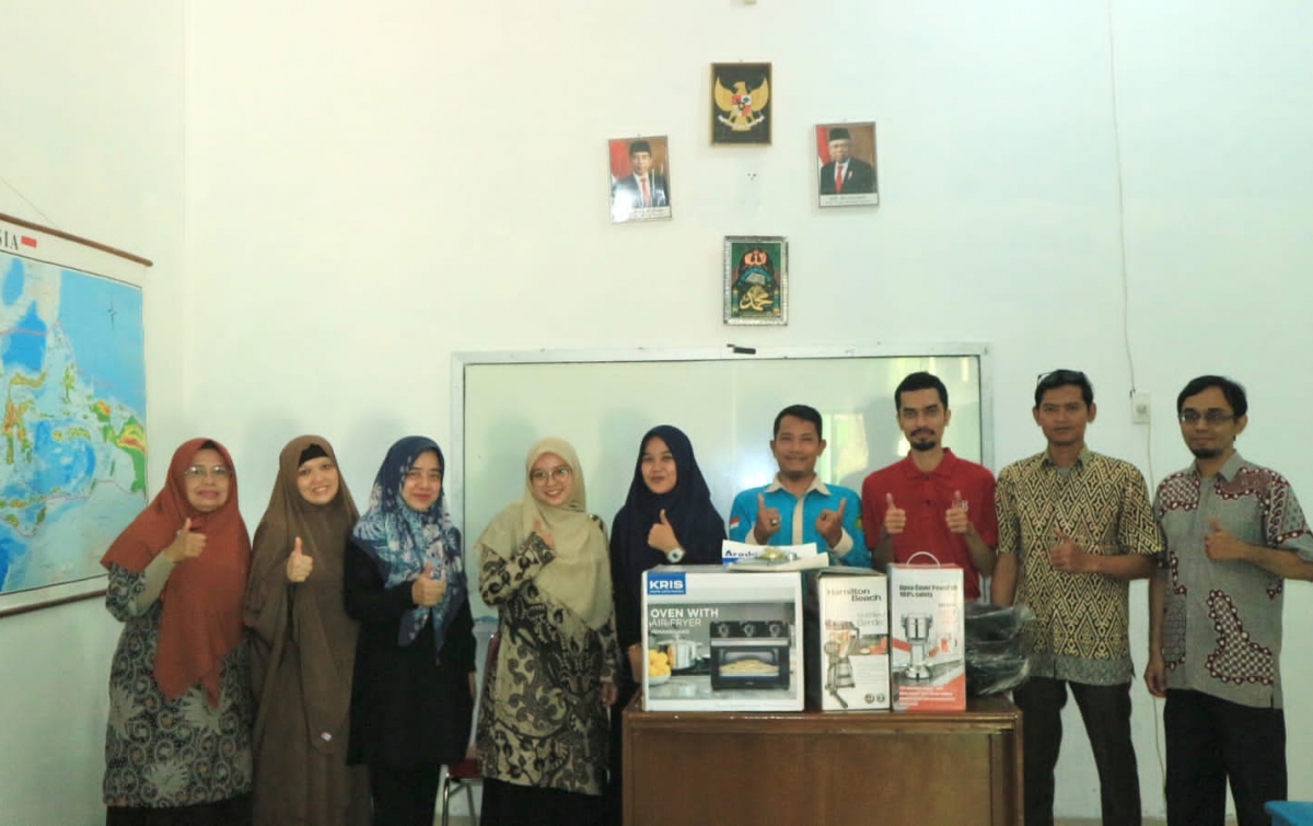 Dosen USU Pengabdian Masyarakat di SMK Al Razi