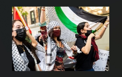 Bella Hadid Ikut Demonstrasi Bela Palestina di Jalanan New York City