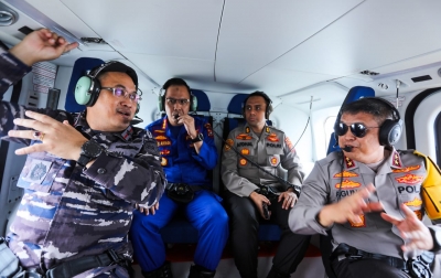 Kapolda Sumut Bersama Danlantamal Patroli Udara Pantau Perairan Belawan