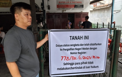 Pengusaha Kuliner di Jalan Sei Kera Lalukan Perlawanan Terhadap Eksekusi Sepihak