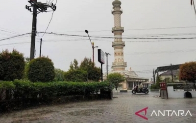Masyarakat Diminta Waspadai Hujan Lebat dan Angin Kencang