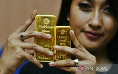Harga Emas Antam Pada Kamis Turun Rp8.000 Per Gram