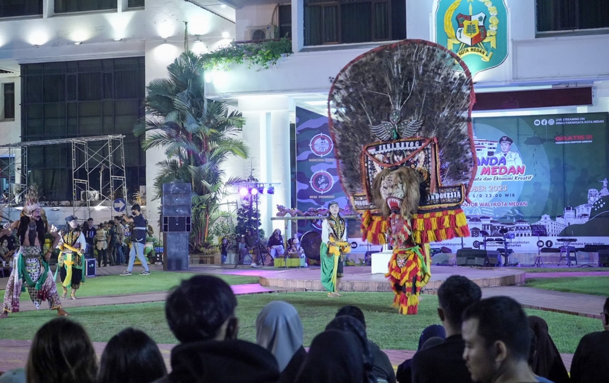 Pertunjukan Seni di Beranda Kreatif Medan Cuatkan Semangat Patriot