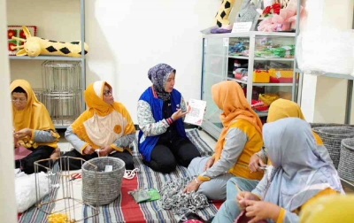 Kerajinan Rajut Berkah Jaya Tidu: Terus Berkarya dan Menginspirasi Kaum Wanita