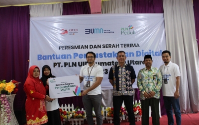 Dukung Literasi, PLN Serahkan Bantuan Perpustakaan Digital