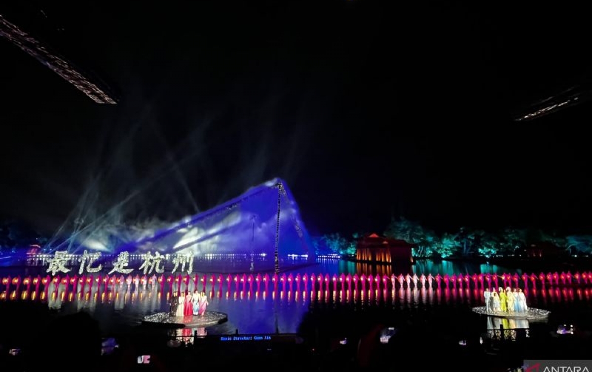 Jelajahi Indahnya Hangzhou Lewat Musikal Imersif di West Lake