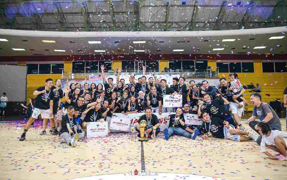 Tak Hanya Berprestasi Dalam Pekerjaan, Tim Basket Putra dan Putri BRI Raih Gelar Juara di Liga Jasa Keuangan 2023