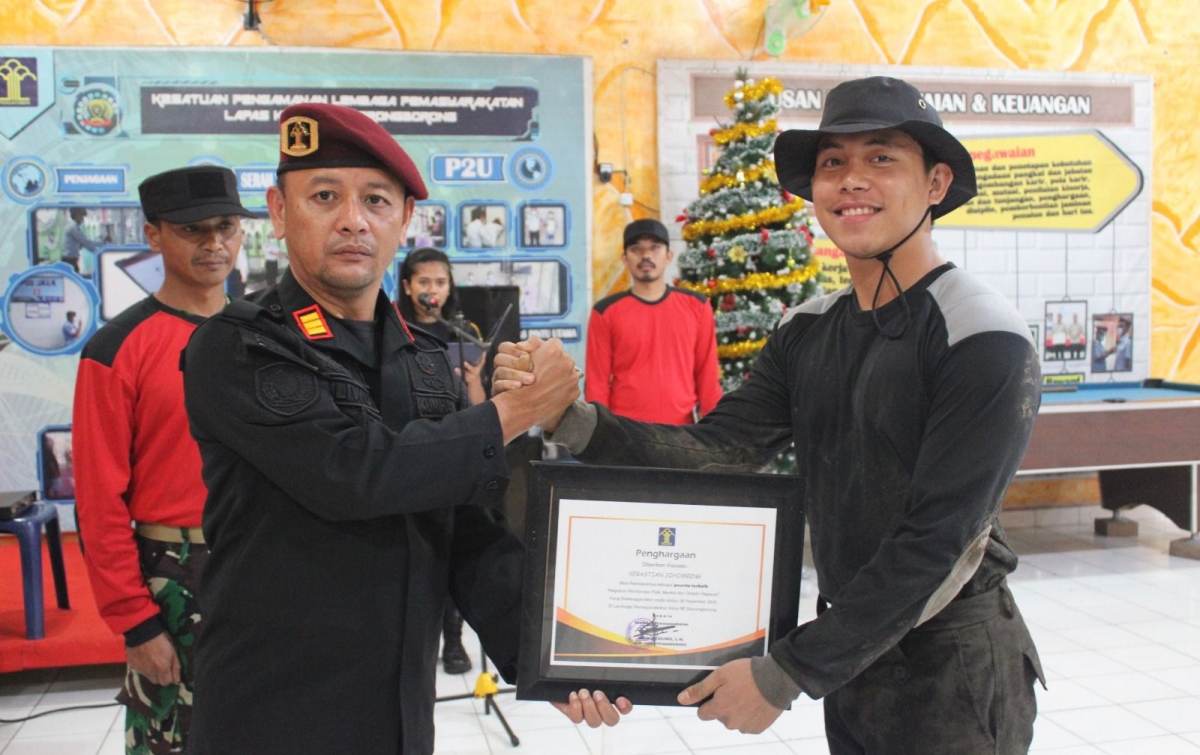 Fisik dan Mental Petugas Lapas Dilatih