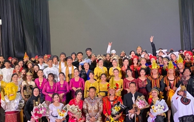 Konser Musik dan Tari Nusantara Prodi Etnomusikologi FIB USU Berlangsung Sukses