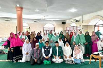 Sosialisasi Gadget Sehat di Masjid Ar Rohaniyah, Prof Ridha: Jangan Biarkan Anak Hadapi Persoalan Sendiri