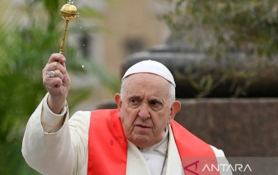 Paus Fransiskus Akan Temui Keluarga Sandra dan Warga Palestina