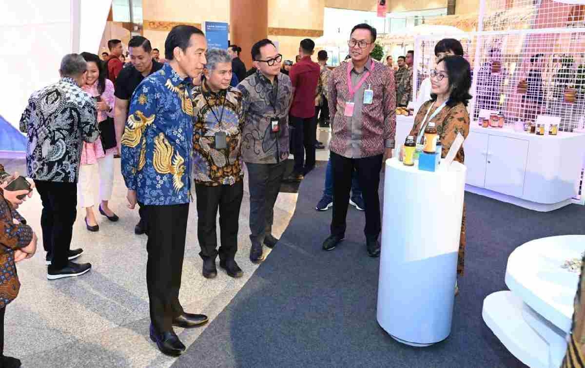 Terkurasi Dengan Baik, Presiden Joko Widodo Puji Produk UMKM EXPO(RT) BRILIANPRENEUR 2023