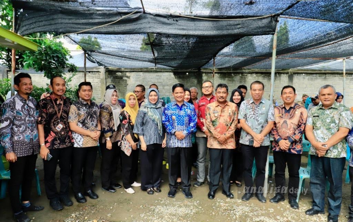 Makan Ikan Cerdaskan Masyarakat