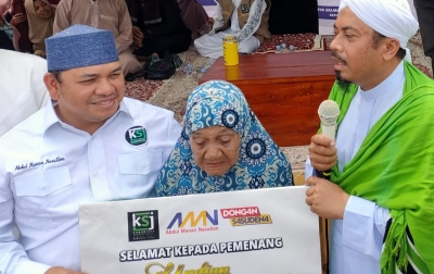 Ketua KSJ Sumut Berangkatkan Warga Madina Umrah Gratis