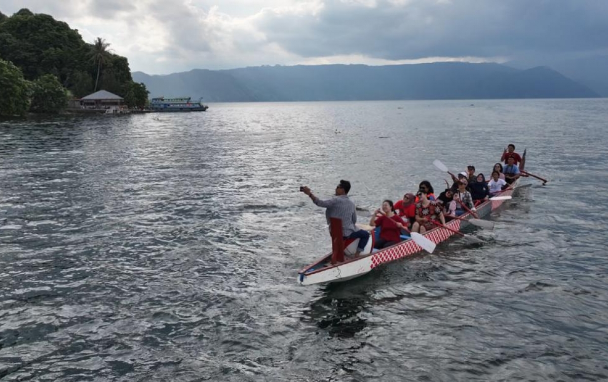 Pulau Sibandang Bersinar: Menyingkap Inspirasi dan Nilai-Nilai Positif Melalui Gerakan Volunteerism
