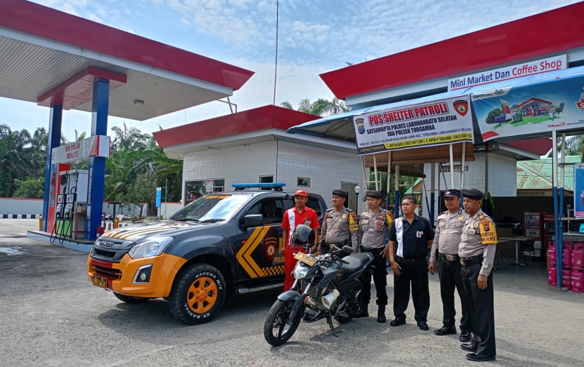 Patroli Bersinggungan: Polres Labusel-Polsek Torgamba Tingkatkan Keamanan Masyarakat