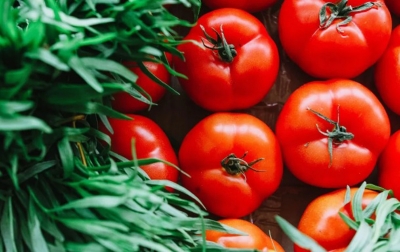 Makan Lebih Banyak Tomat Bantu Cegah Hipertensi