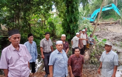 Masyarakat Lega Sungai Sibuhuan Dinormalisasi