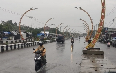 BMKG: Hujan Ringan hingga Sedang Guyur Sebagian Besar Wilayah di Indonesia
