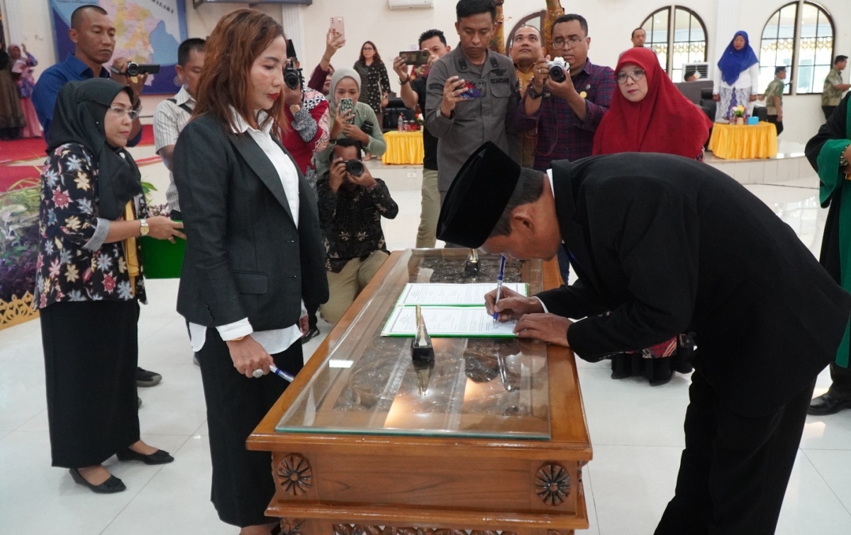 Yezerielly Dilantik Sebagai PAW Anggota DPRD Langkat