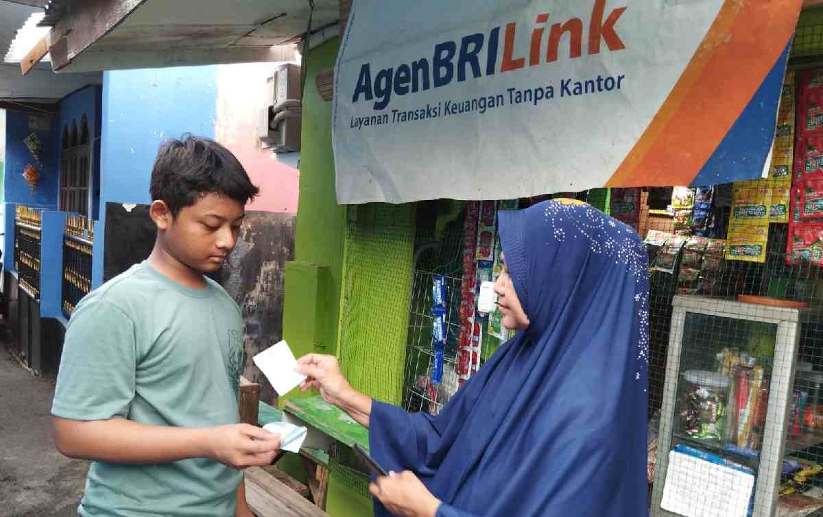 Tingkatkan Literasi Keuangan Masyarakat, AgenBRILink Ini Jadi Penyalur Kredit Ultra Mikro