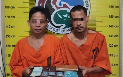 2 Pelaku Narkoba Diciduk Polisi saat Transaksi, Barang Bukti 158 Butir Pil Ekstasi