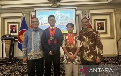 Pelajar Indonesia Raih Emas dalam Kompetisi Global di Australia
