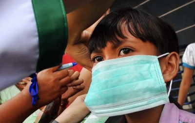 Anak-anak Dianjurkan Pakai Masker untuk Cegah Penyakit saat Pancaroba