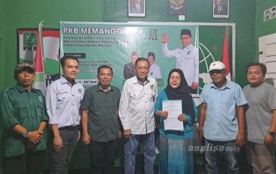Syahraini Lubis Daftar Jadi Calon Wakil Wali Kota Padangsidimpuan