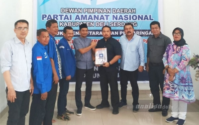 Ricky Prandana Nasution Kembalikan Formulir Pendaftaran ke PAN