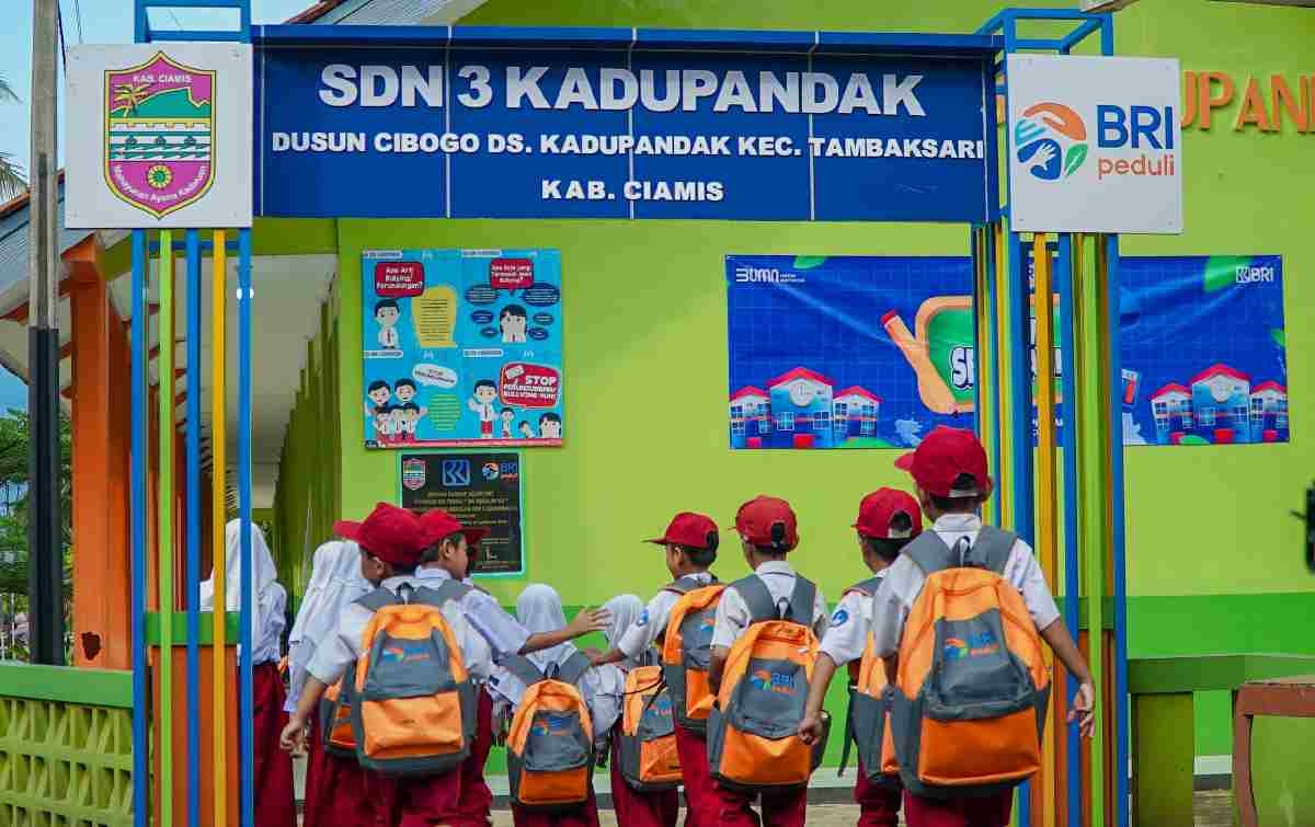 “BRI Peduli Ini Sekolahku”, Wujud Nyata Komitmen BRI Bagi Kemajuan Pendidikan Indonesia