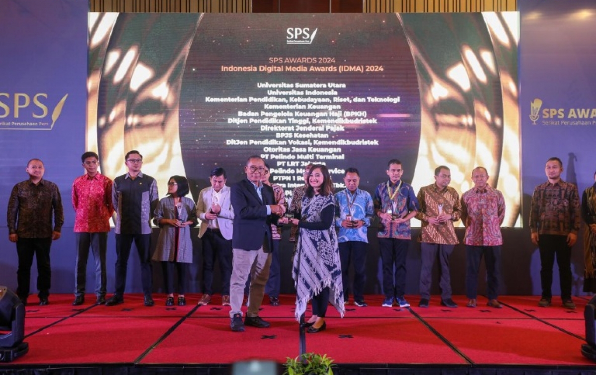 Pelindo Multi Terminal Raih Penghargaan Sosial Media Terbaik di SPS Awards 2024