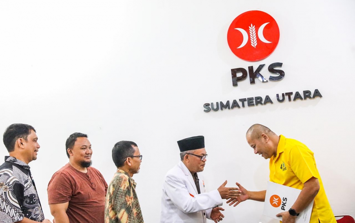 Ijeck Ambil Formulir Pendaftaran Bakal Cagub Sumut ke PKS