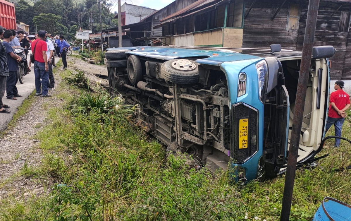 Bus Pariwisata Big Bird Tabrak Pejalan Kaki, 2 Tewas dan 2 Luka Berat