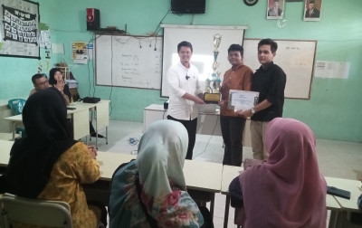 SMA Muhammadiyah 02 Bersama Prof Ridha Ajak Masyarakat Gaungkan Gadget Sehat