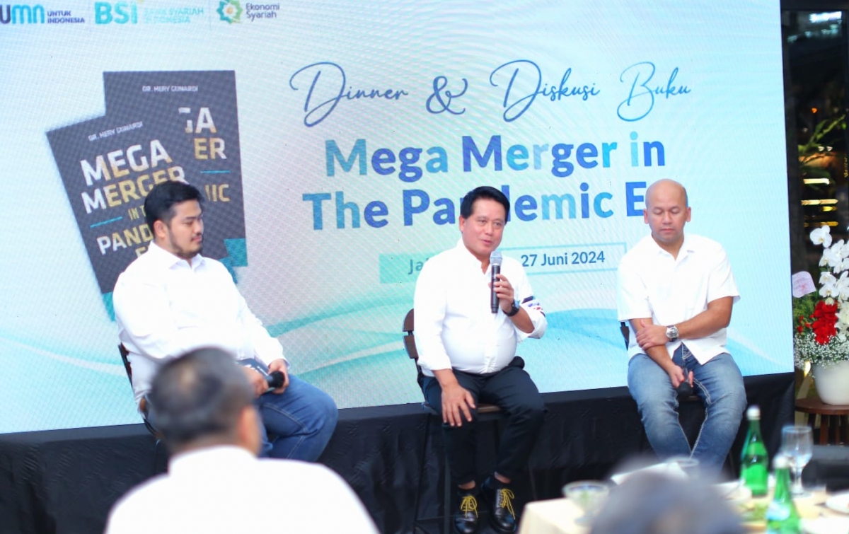 Diskusi Buku “Mega Merger In The Pandemic Era”: Catatan Sejarah, Referensi Pengembangan Perbankan Syariah Indonesia