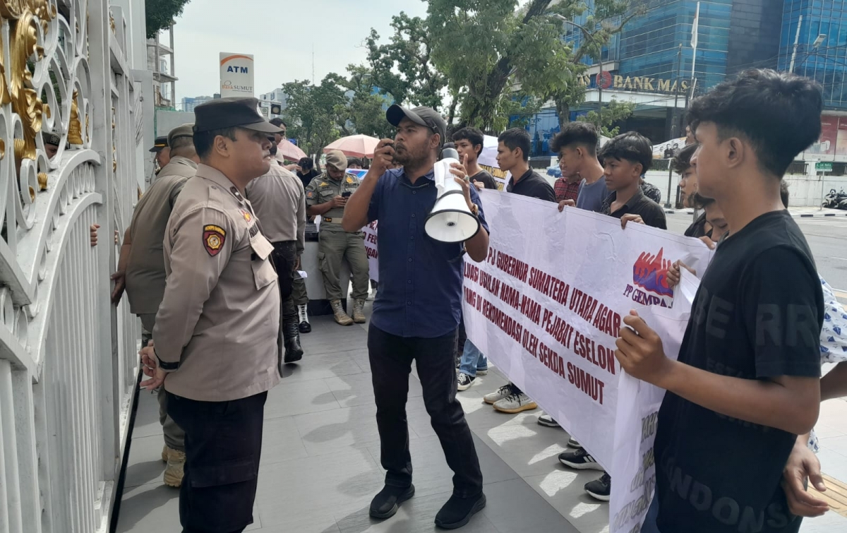 Geruduk Kantor Gubernur, Gempasu Kembali Desak Agus Fatoni Batalkan SK Kadishub Sumut