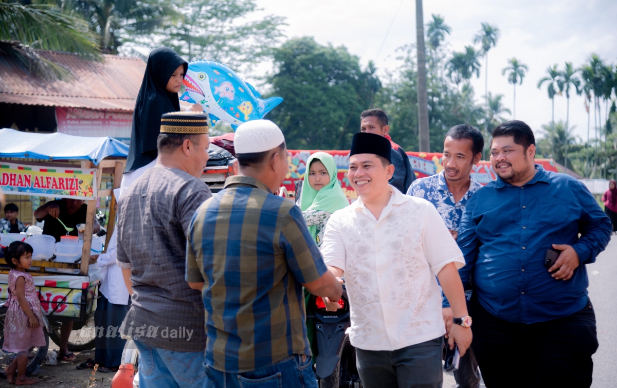 Balon Bupati Palas Putra Mahkota Makin Dekat dengan Masyarakat