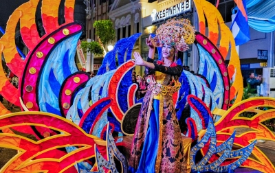 Meriah, Pawai Budaya Colorful Medan Night Carnival Tampilkan Pesona Keragaman Budaya