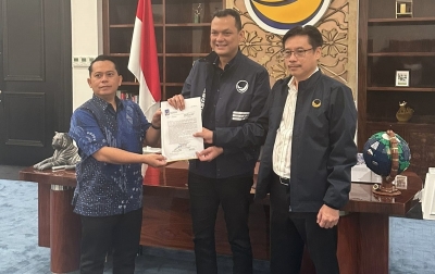 Partai NasDem Serahkan Rekomendasi Kepada Putra Mahkota-Achmad Fauzan