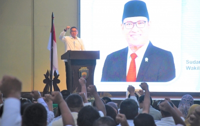 Wamentan Sudaryono Targetkan 97.000 Hektare Perluasan Areal Tanaman Padi di Sumut