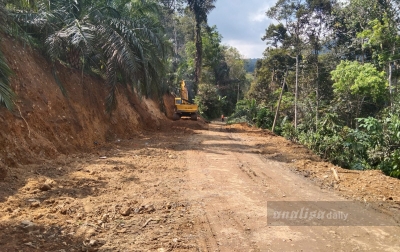 Telah Lama Diusulkan, Perbaikan Jalinsum Sosopan Baru Terealisasi