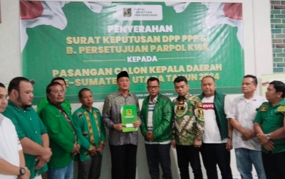 PPP Serahkan Rekom B1 KWK Kepada Pasangan Putra Mahkota - Achmad Fauzan