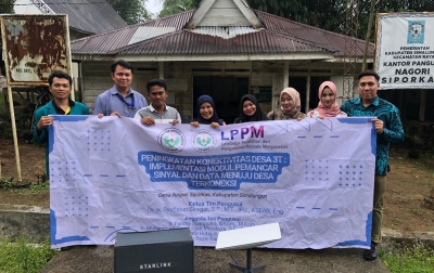 PKM Unimed Meningkatkan Konektivitas Desa 3T Implementasi Modul Pemancar Sinyal dan Data Menuju Desa Terkoneksi