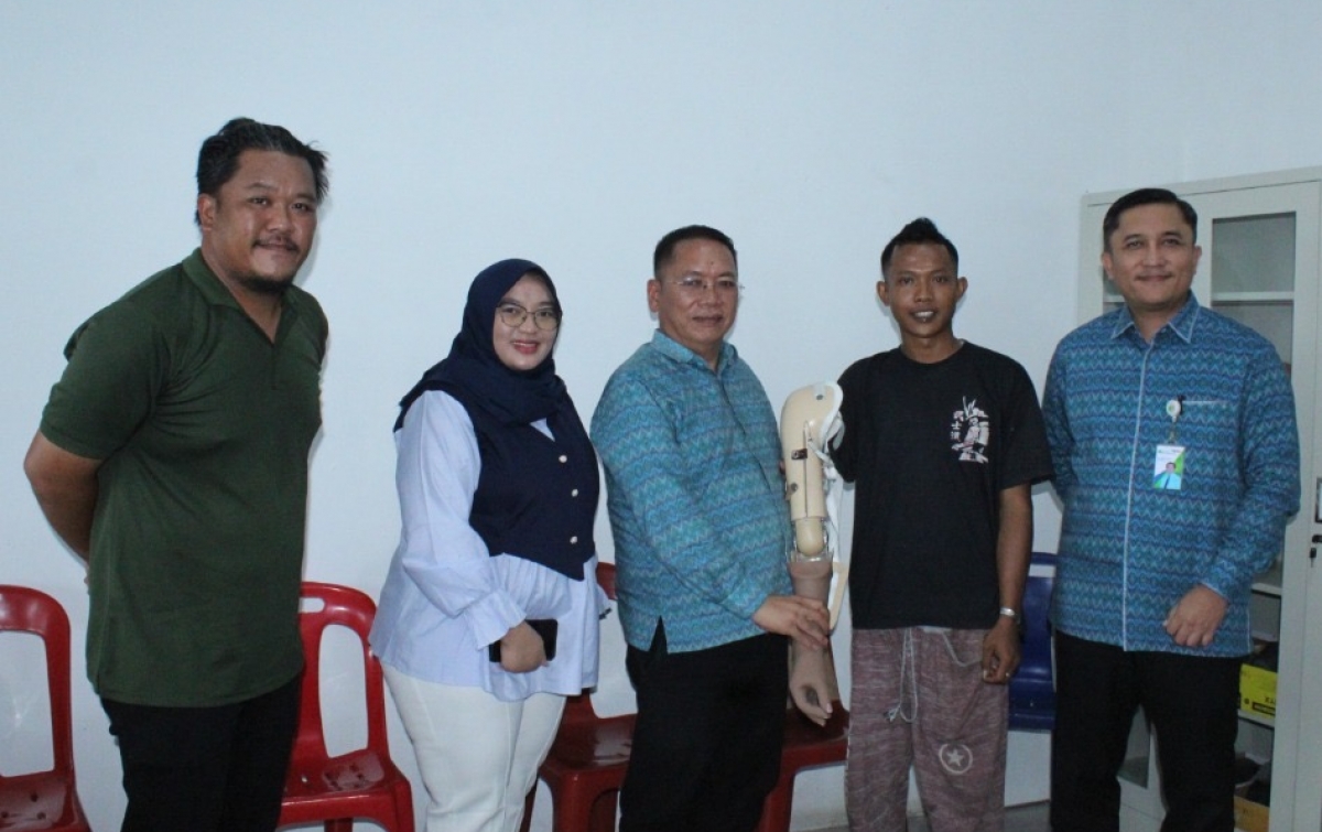 Momen Spesial Harpelnas, Zaki Terima Tangan Palsu Robotik dari BPJS Ketenagakerjaan