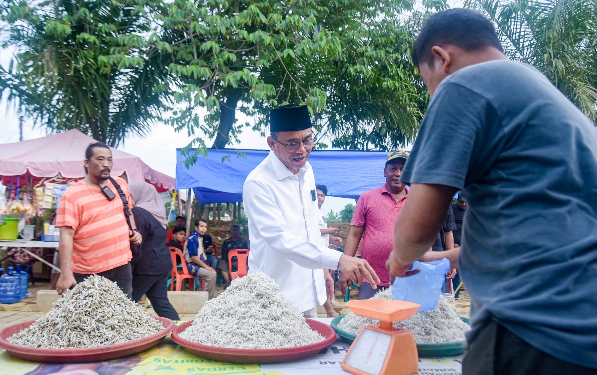 Pengrajin Ikan Asin di Belawan Sampaikan Harapan ke Zakiyuddin